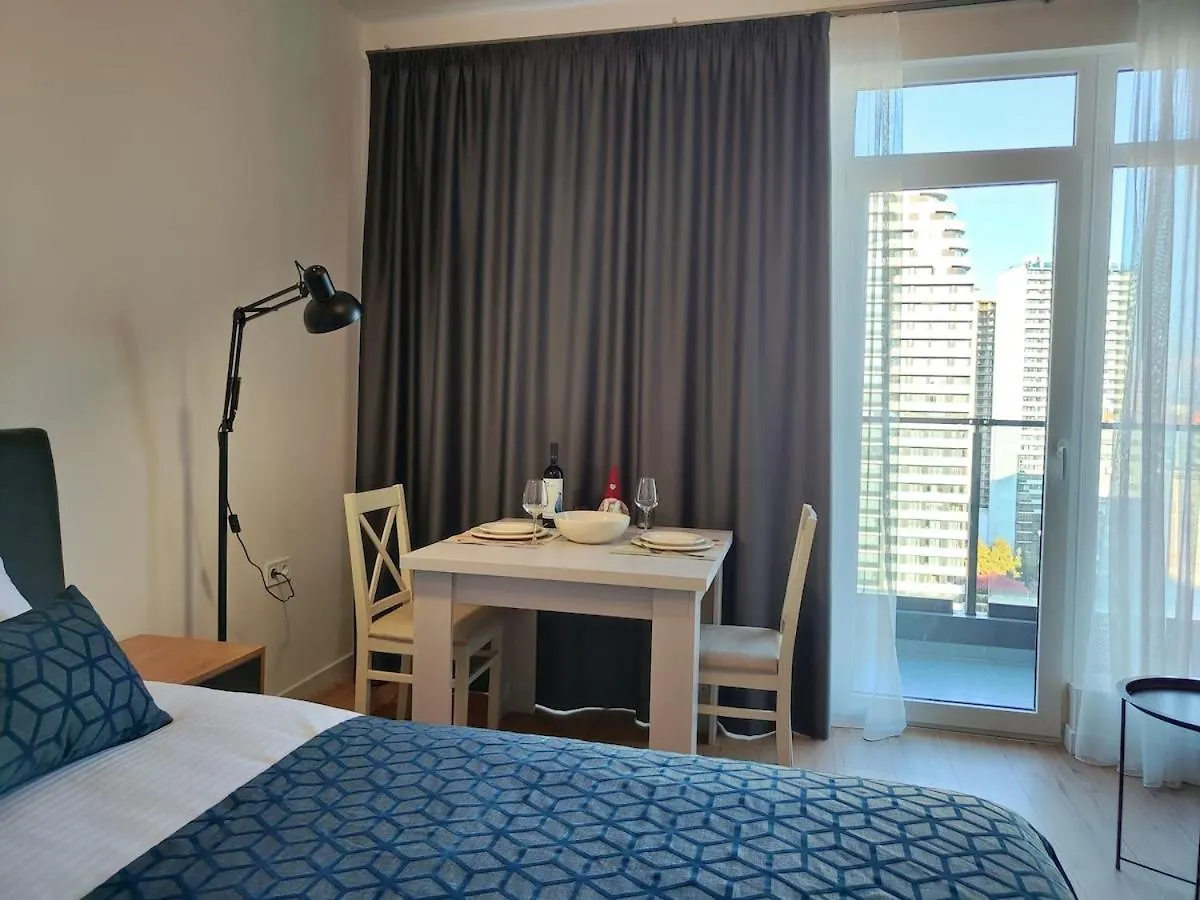 Apartment Studio With Pool And Sea View Batumi