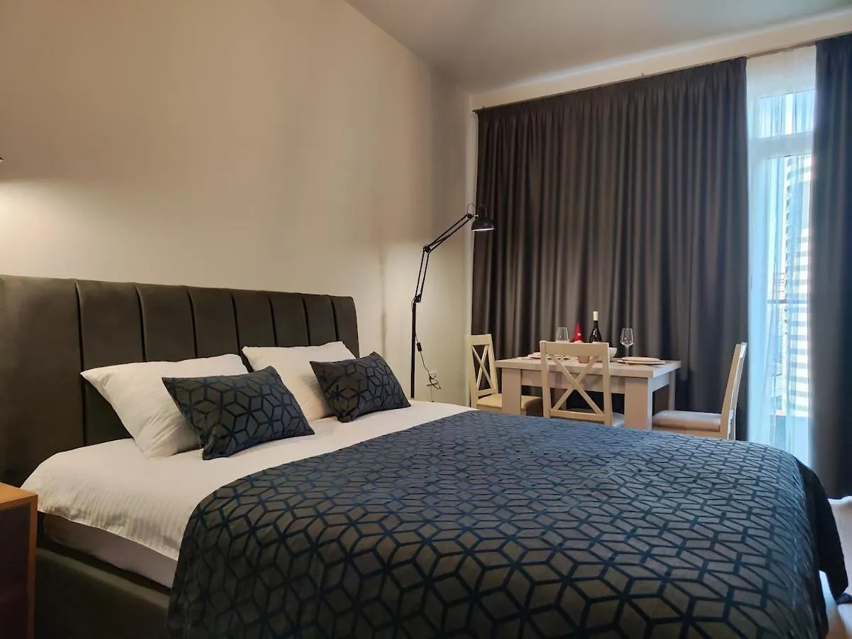 Studio With Pool And Sea View Batumi